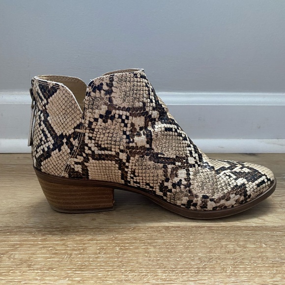 Michael by Michael Shannon Snake Booties - Picture 8 of 12